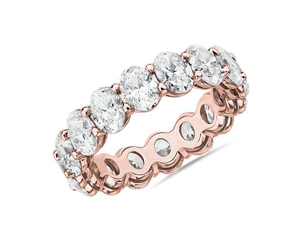 This lab grown diamond oval-cut eternity ring celebrates the brilliance of love, surrounded by the timeless shine of 14k rose gold.