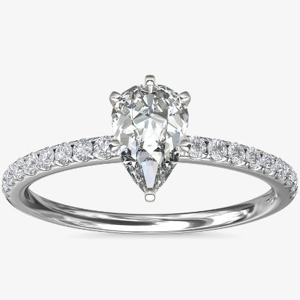 Pear Cut Engagement Rings